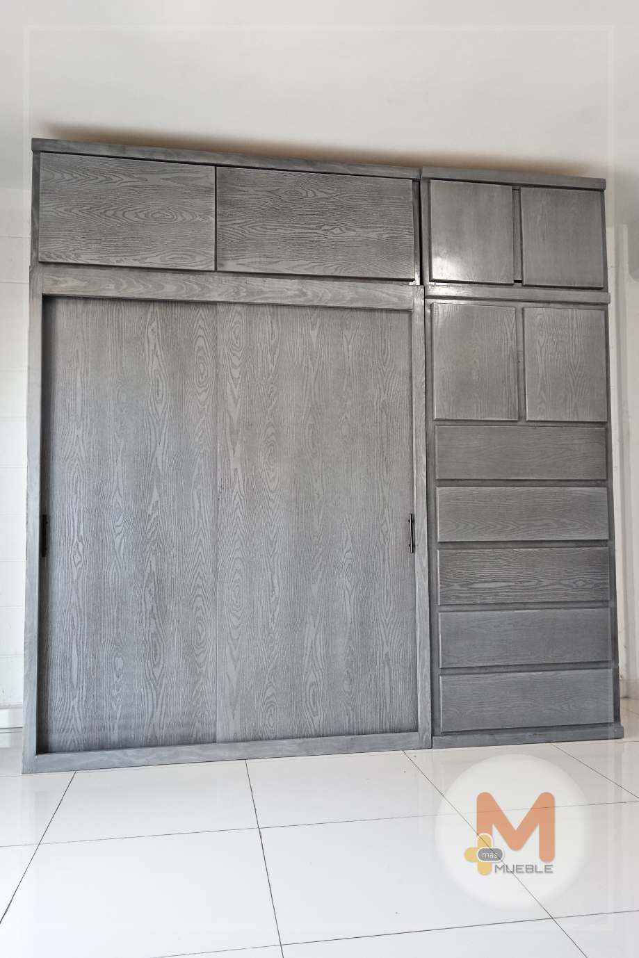 Clóset Mega Jumbo puertas corredizas gris - Image 2